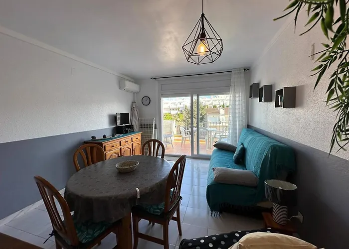 Vista Piscina Av-28 Ρόζες